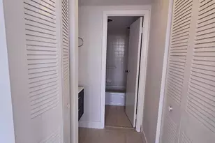 600 Three Islands Boulevard, Hallandale Beach, FL 33009 - Photo 15