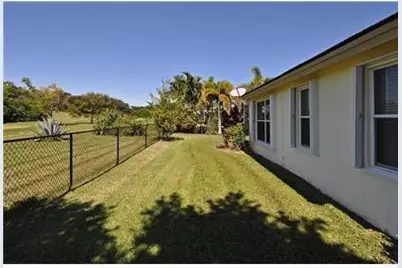 2721 W Abiaca Circle, Davie, FL 33328 - Photo 41