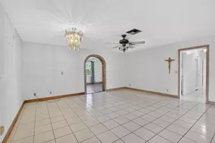 1370 SW 27th Pl, Boynton Beach, FL 33426 - Photo 11