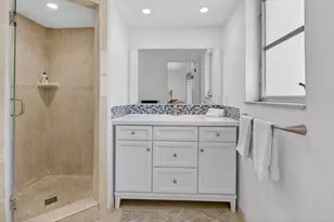 1370 SW 27th Pl, Boynton Beach, FL 33426 - Photo 27