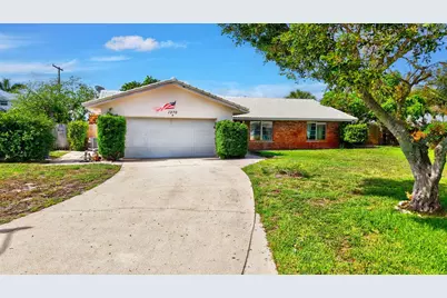 1370 SW 27th Place, Boynton Beach, FL 33426 - Photo 1