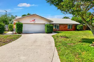 1370 SW 27th Pl, Boynton Beach, FL 33426 - Photo 1