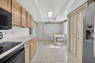 1370 SW 27th Pl, Boynton Beach, FL 33426 - Photo 17