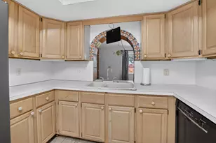 1370 SW 27th Pl, Boynton Beach, FL 33426 - Photo 15