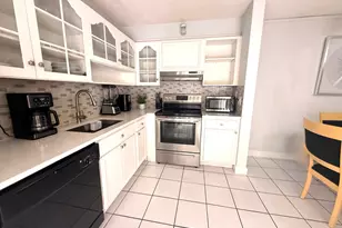 1684 Forest Lakes Cir, West Palm Beach, FL 33406 - Photo 27