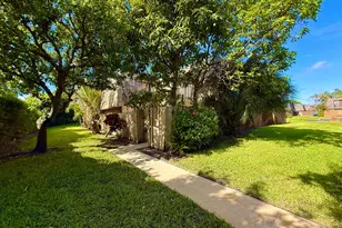 1684 Forest Lakes Cir, West Palm Beach, FL 33406 - Photo 65