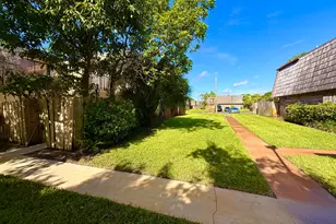 1684 Forest Lakes Cir, West Palm Beach, FL 33406 - Photo 63