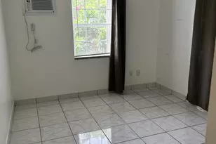 31 SW 10th St, Dania Beach, FL 33004 - Photo 7