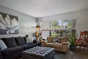 2308 S Cypress Bend Dr, Pompano Beach, FL 33069 - Photo 13