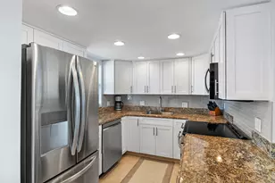336 Golfview Rd, North Palm Beach, FL 33408 - Photo 9