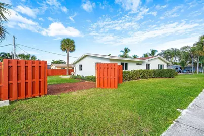 617 SE 8th Avenue, Deerfield Beach, FL 33441 - Photo 25