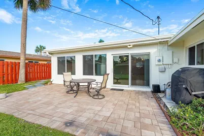 617 SE 8th Avenue, Deerfield Beach, FL 33441 - Photo 21