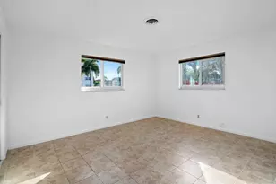 617 SE 8th Ave, Deerfield Beach, FL 33441 - Photo 13