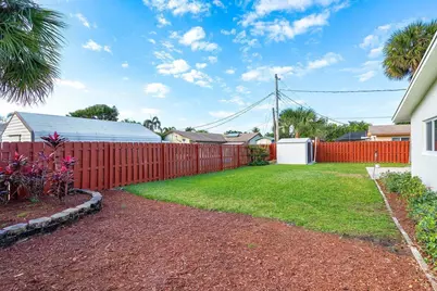 617 SE 8th Avenue, Deerfield Beach, FL 33441 - Photo 23