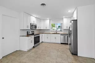 617 SE 8th Ave, Deerfield Beach, FL 33441 - Photo 7