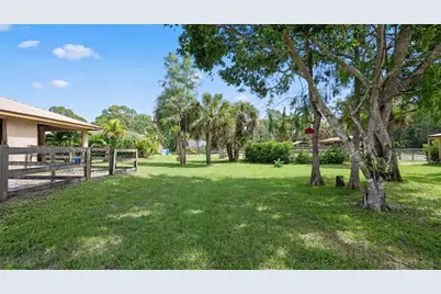 2910 Doe Trail, Loxahatchee, FL 33470 - Photo 41