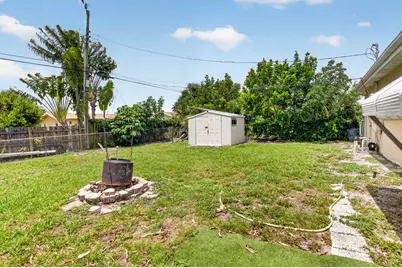 220 SW 10th Avenue, Boynton Beach, FL 33435 - Photo 37