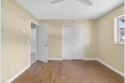 220 SW 10th Avenue, Boynton Beach, FL 33435 - Photo 25