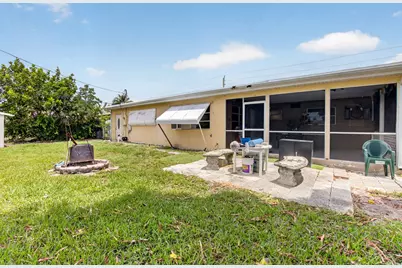 220 SW 10th Avenue, Boynton Beach, FL 33435 - Photo 41