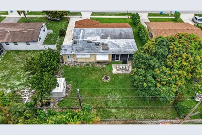 220 SW 10th Avenue, Boynton Beach, FL 33435 - Photo 55