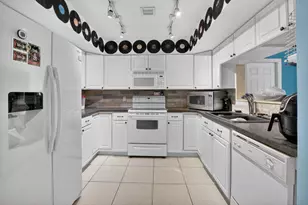 220 SW 10th Ave, Boynton Beach, FL 33435 - Photo 5