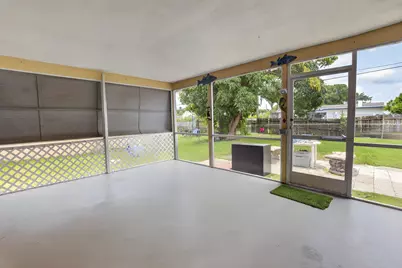 220 SW 10th Avenue, Boynton Beach, FL 33435 - Photo 33