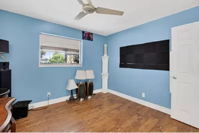220 SW 10th Avenue, Boynton Beach, FL 33435 - Photo 23