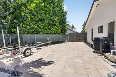1273 NW 11th Street, Boynton Beach, FL 33426 - Photo 37