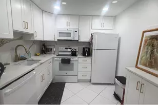 930 Normandy, Delray Beach, FL 33484 - Photo 3
