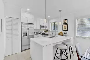 106 Club Dr, Palm Beach Gardens, FL 33418 - Photo 7