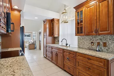 2319 Saratoga Bay Drive, West Palm Beach, FL 33409 - Photo 13