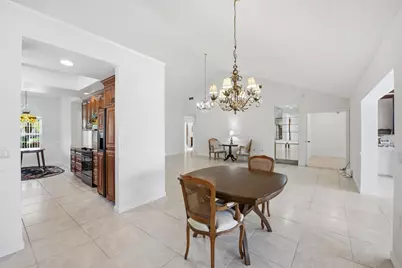 2319 Saratoga Bay Drive, West Palm Beach, FL 33409 - Photo 7