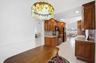 2319 Saratoga Bay Dr, West Palm Beach, FL 33409 - Photo 11