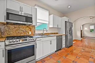 914 30th Ct, West Palm Beach, FL 33407 - Photo 11