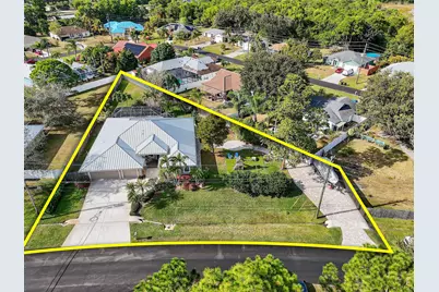 3221 SE Quay Street, Port Saint Lucie, FL 34984 - Photo 1