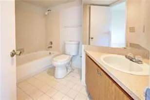 2445 SW 18th Terrace, Fort Lauderdale, FL 33315 - Photo 11