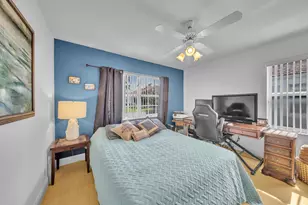 8039 N Tranquility Lake Dr, Delray Beach, FL 33446 - Photo 21