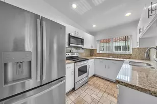 8039 N Tranquility Lake Dr, Delray Beach, FL 33446 - Photo 9