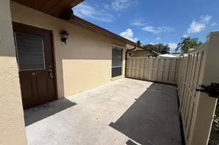 1028 Green Pine Blvd, West Palm Beach, FL 33409 - Photo 7