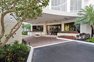 3000 N Ocean Dr, Singer Island, FL 33404 - Photo 17