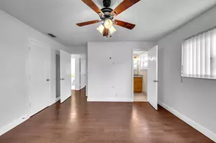 4935 NW 54th St, Tamarac, FL 33319 - Photo 21