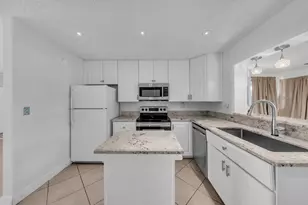 4935 NW 54th St, Tamarac, FL 33319 - Photo 9
