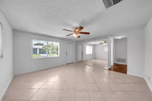 4935 NW 54th St, Tamarac, FL 33319 - Photo 7
