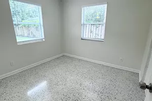 218 Seville Rd, West Palm Beach, FL 33405 - Photo 9