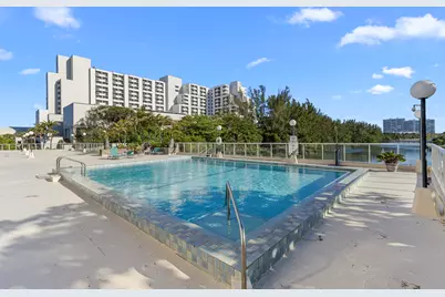 3000 Holiday Drive #1505, Fort Lauderdale, FL 33316 - Photo 41