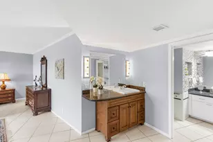 3000 Holiday Dr, Fort Lauderdale, FL 33316 - Photo 27