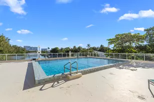 3000 Holiday Dr, Fort Lauderdale, FL 33316 - Photo 39