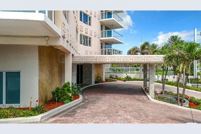 3000 Holiday Drive #1505, Fort Lauderdale, FL 33316 - Photo 5