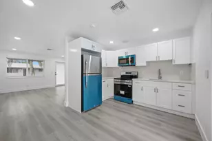 2807 Reo Ln, Palm Springs, FL 33461 - Photo 9