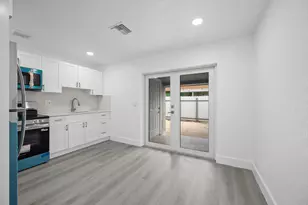 2807 Reo Ln, Palm Springs, FL 33461 - Photo 7